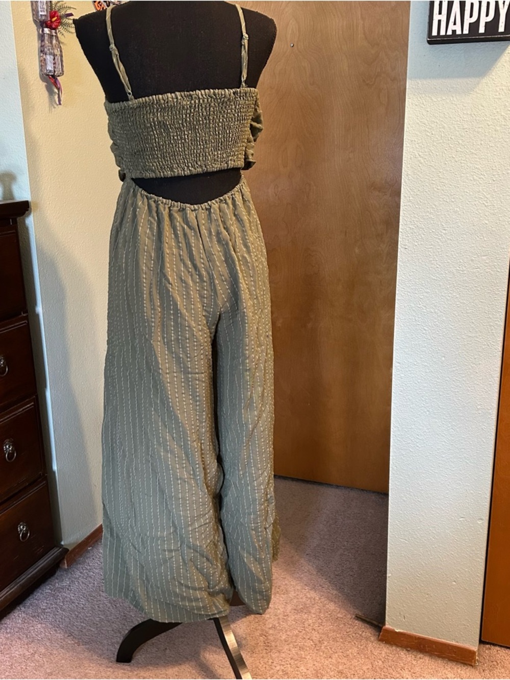Flying Tomato green striped spaghetti strap wide leg crop jumpsuit size S boho - Picture 3 of 10